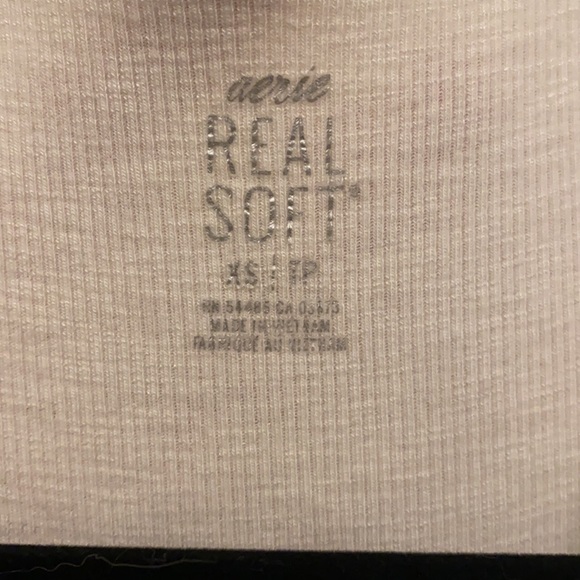White tank top from Aerie. Size XS - Picture 3 of 3